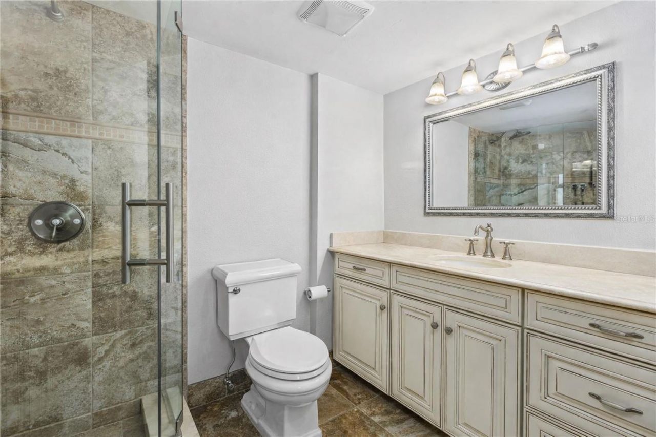 435 S Gulfstream Avenue , Unit 1103, Sarasota, FL 34236 Photo