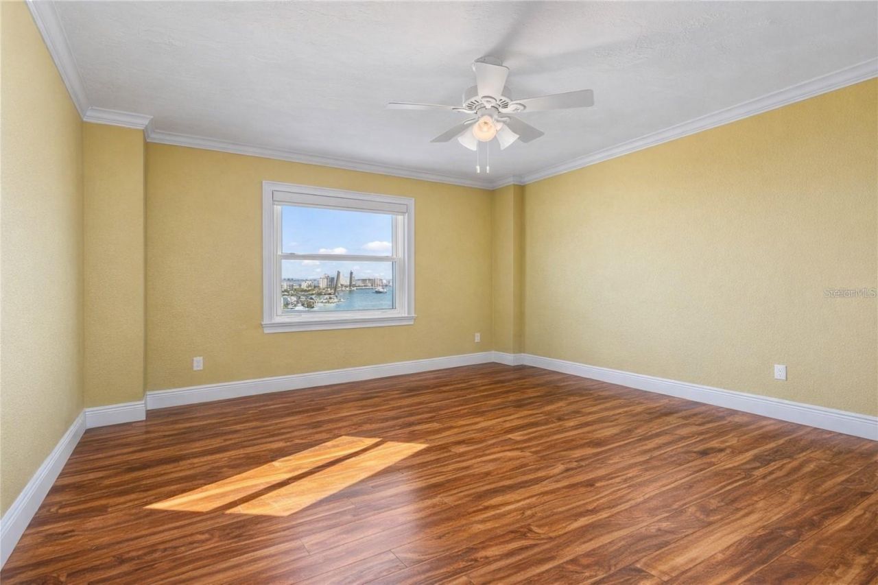 435 S Gulfstream Avenue , Unit 1103, Sarasota, FL 34236 Photo