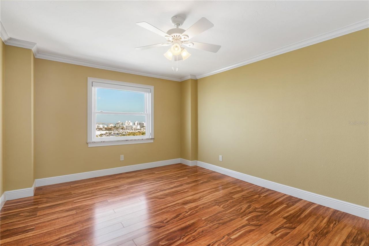 435 S Gulfstream Avenue, Unit 1103, Sarasota, FL 34236 Photo