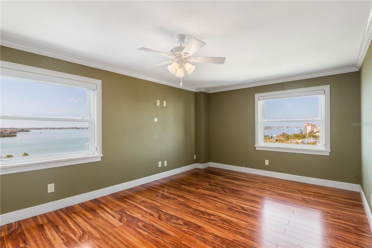 435 S Gulfstream Avenue, Unit 1103, Sarasota, FL 34236 Photo