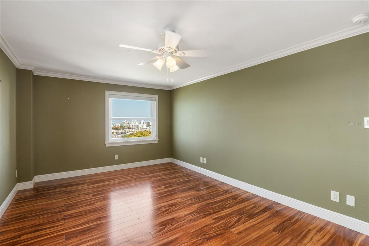 435 S Gulfstream Avenue, Unit 1103, Sarasota, FL 34236 Photo