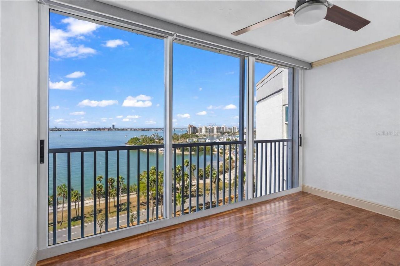 435 S Gulfstream Avenue , Unit 1103, Sarasota, FL 34236 Photo