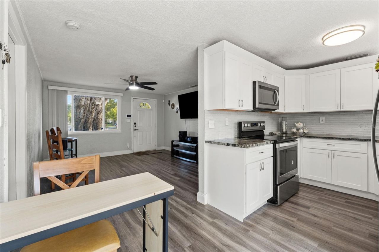 8996 Southern Comfort Drive , Largo, FL 33773 Photo