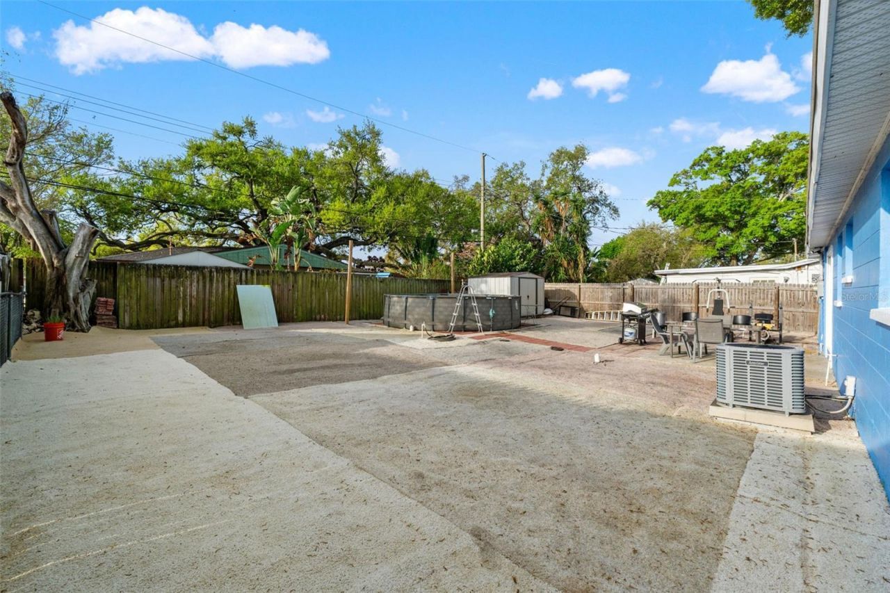 8996 Southern Comfort Drive , Largo, FL 33773 Photo