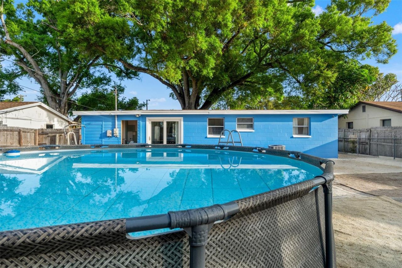 8996 Southern Comfort Drive , Largo, FL 33773 Photo