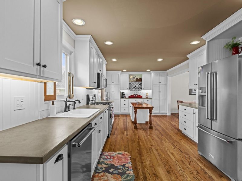 1088 Parkleigh Road, Columbus, OH 43220 Photo 15