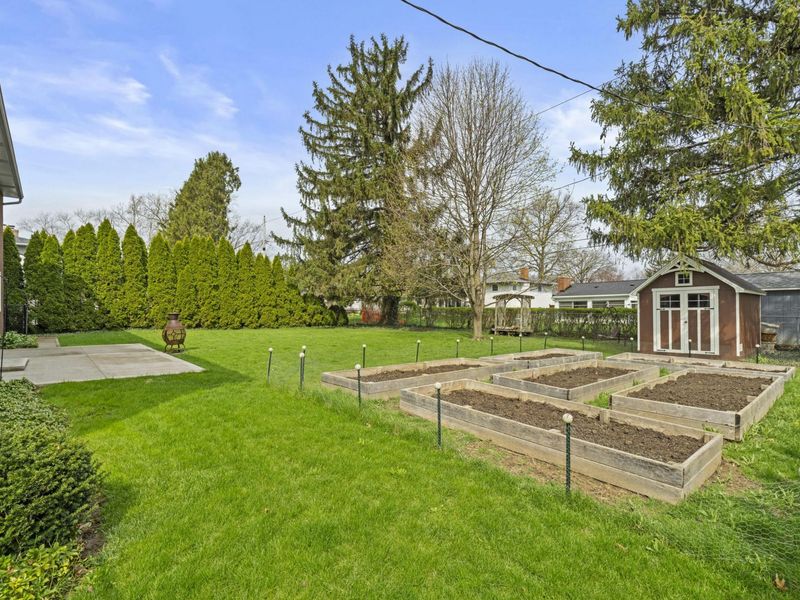 1088 Parkleigh Road, Columbus, OH 43220 Photo 52