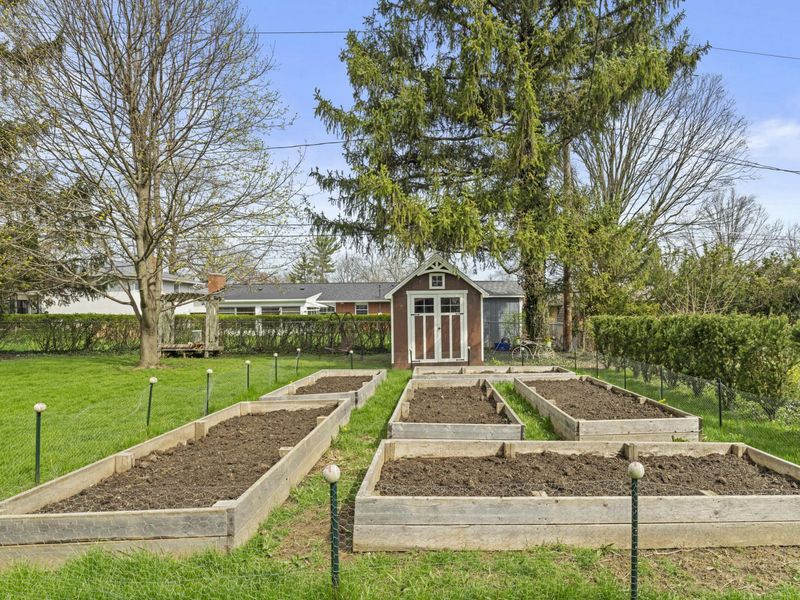 1088 Parkleigh Road, Columbus, OH 43220 Photo 53