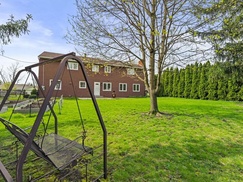 1088 Parkleigh Road, Columbus, OH 43220 Photo 55