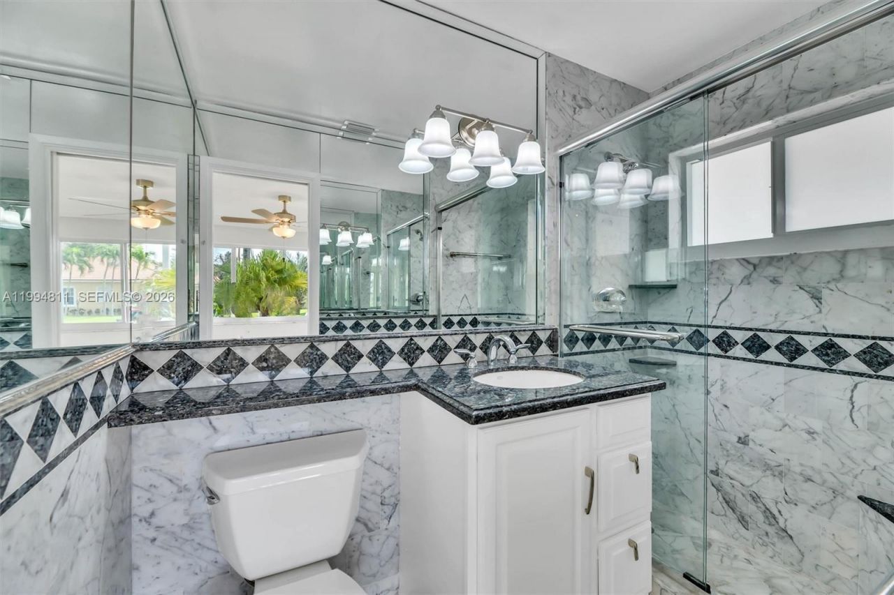 1117 SE 5th St, Deerfield Beach, FL 33441 Photo