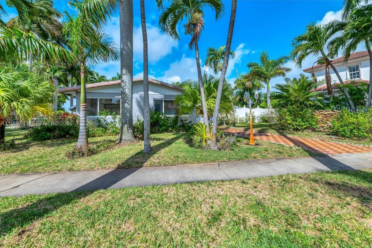 1117 SE 5th St, Deerfield Beach, FL 33441 Photo