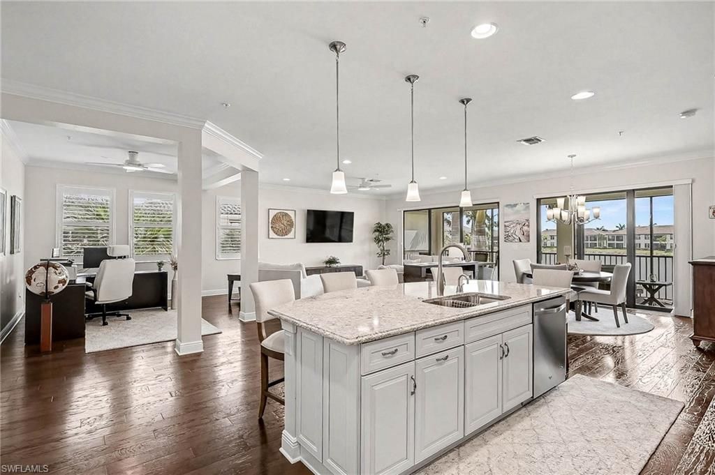 15181 Butler Lake Dr, Unit 201, Naples, FL 34109 Photo