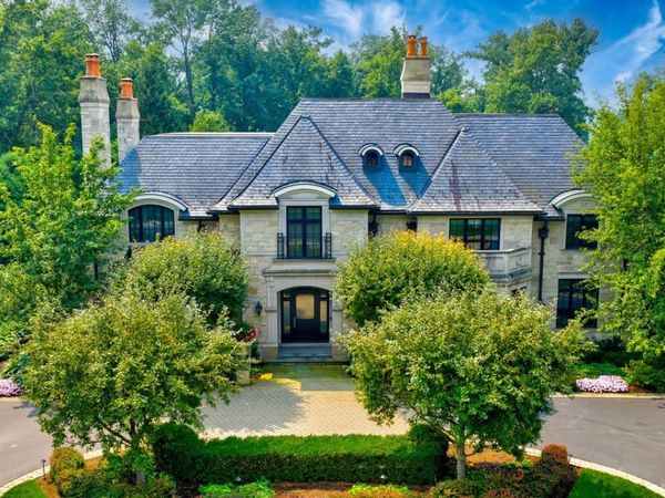 2214 Churchill Lane, Highland Park, IL 60035