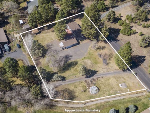 20061 Glen Vista Road, Bend, OR 97703