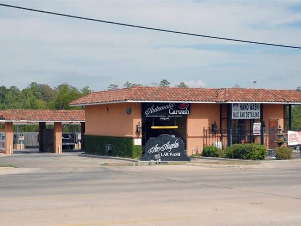 1110 League Line Road , Conroe, TX 77303