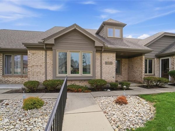 1302 Donson Circle, Kettering, OH 45429