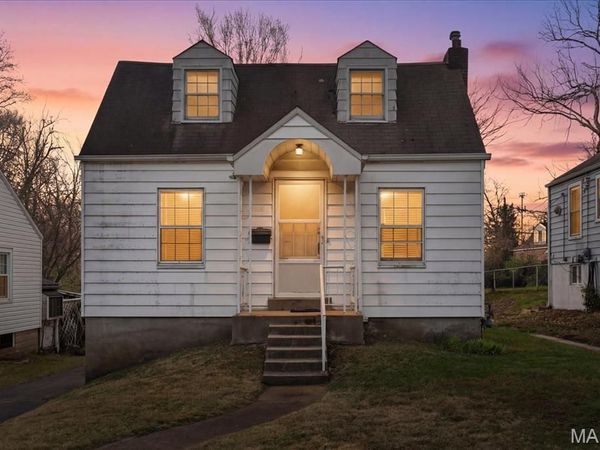 8808 Clifton Avenue, Jennings, MO 63136