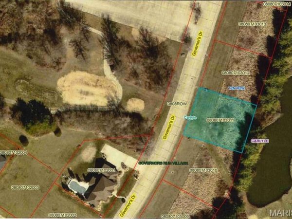 3050 Governors Drive , Carlyle, IL 62231