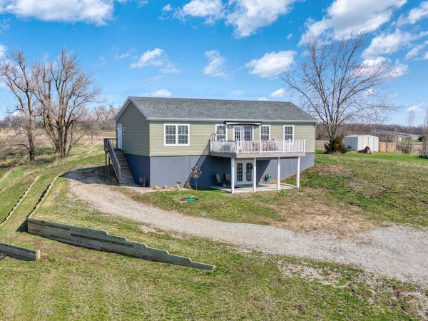 1023 Tompkins Drive, Cement City, MI 49233