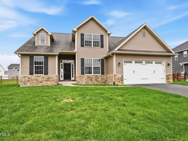 14961 Stonebridge Lane, Perrysburg, OH 43551