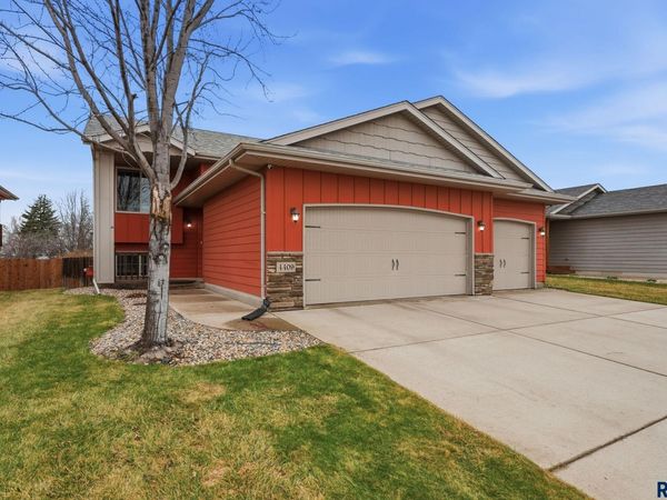 4409 S Tribbey Trl, Sioux Falls, SD 57106