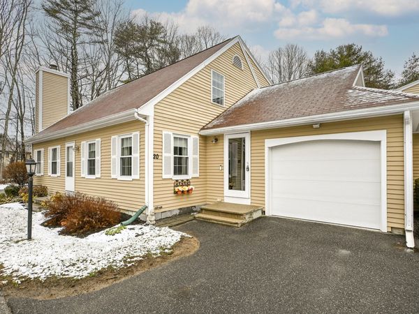 20 Landing Drive, Unit 20, Kennebunk, ME 04043