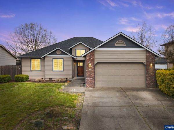 4977 Manning Ct NE, Salem, OR 97305