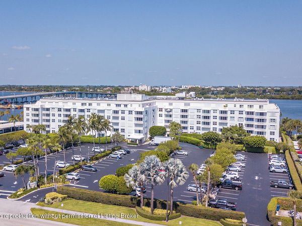 2840 S Ocean Boulevard, Unit 109, Palm Beach, FL 33480