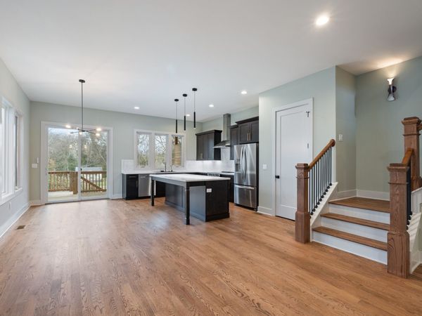 1739 Kellow St , Nashville, TN 37208