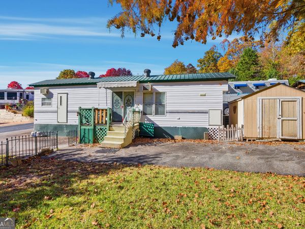 107 Holiday Loop, Cleveland, GA 30528