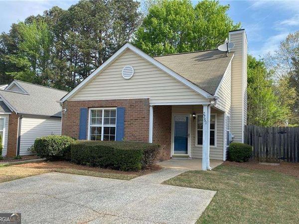 2751 Highland Ridge NW, Kennesaw, GA 30152