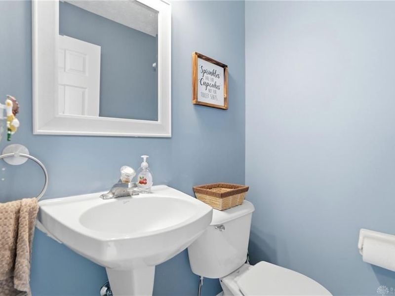 154 Concord Farm Road, Union, OH 45322 Photo 11