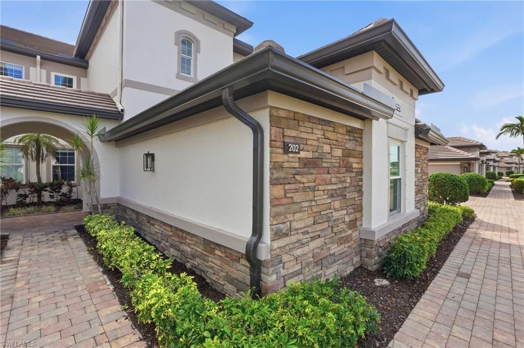 9536 Ironstone Ter, Unit 202, Naples, FL 34120 Photo