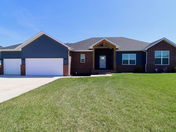 1312 S Birch Avenue, Springfield, MO 65802