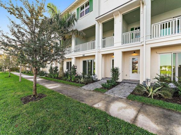 12677 Machiavelli Way, Palm Beach Gardens, FL 33418