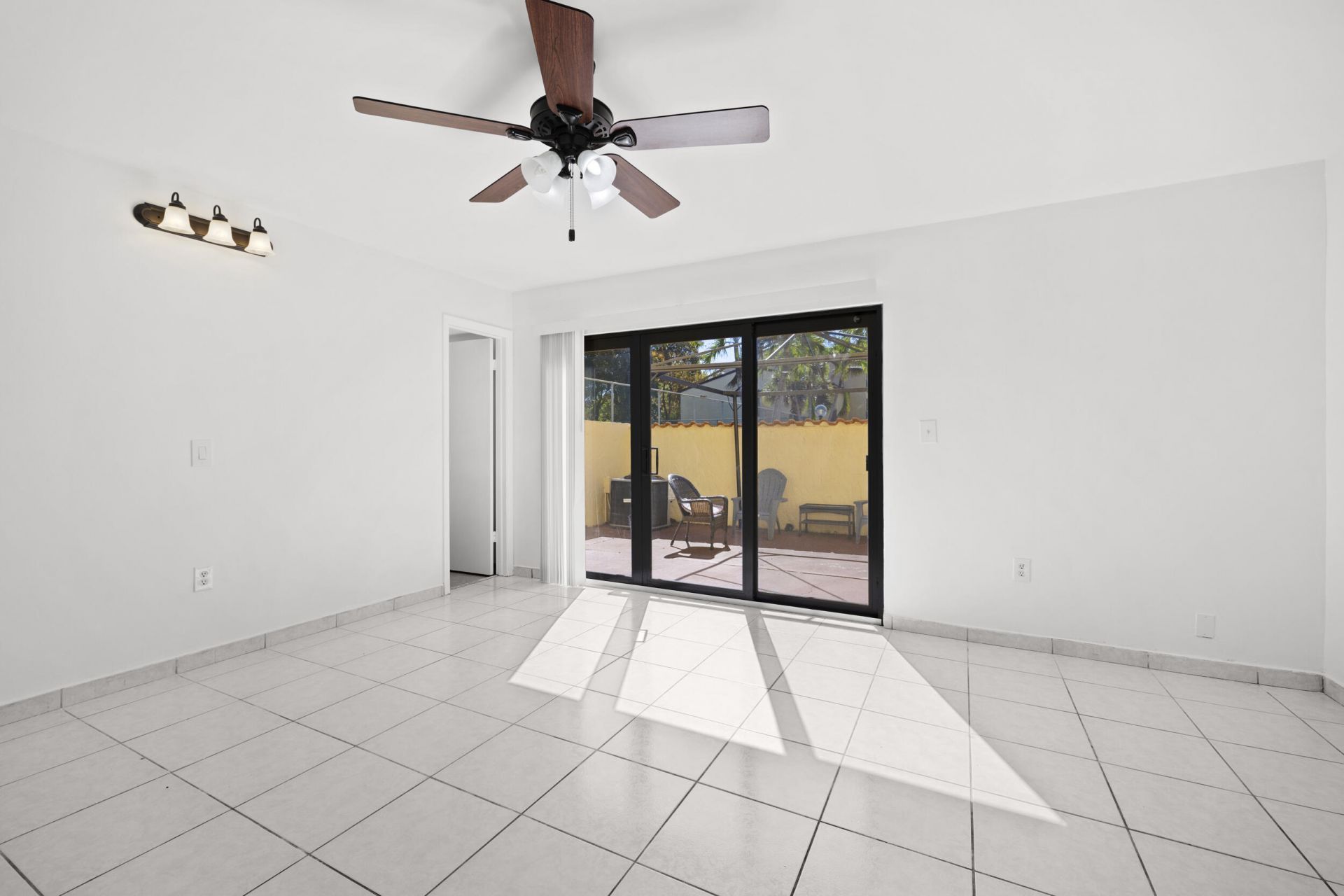 7734 Balboa Street, Unit 7734, Sunrise, FL 33351 Photo