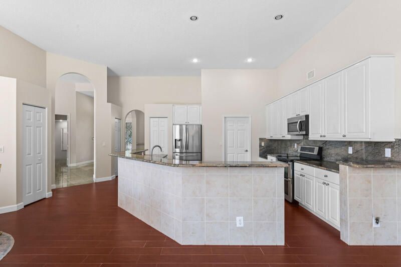 2554 SW Mayacoo Way, Palm City, FL 34990 Photo