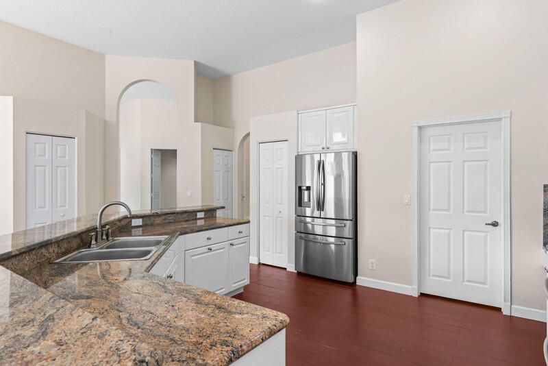 2554 SW Mayacoo Way, Palm City, FL 34990 Photo