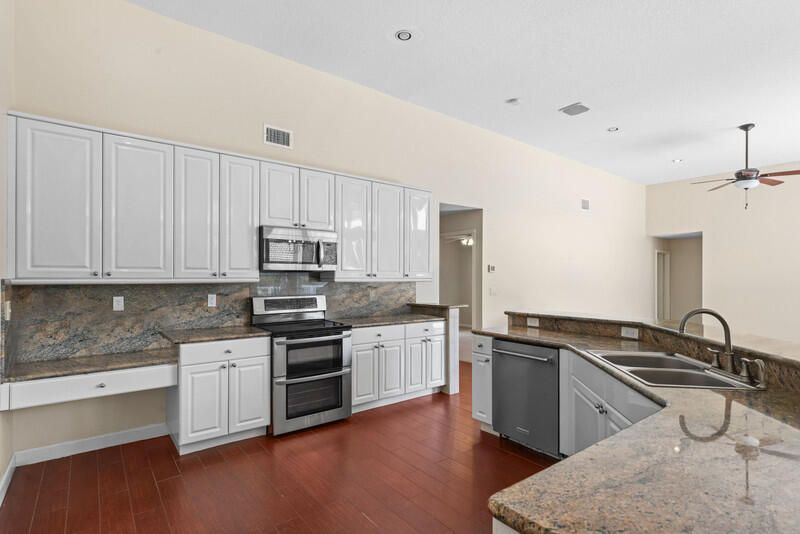 2554 SW Mayacoo Way, Palm City, FL 34990 Photo