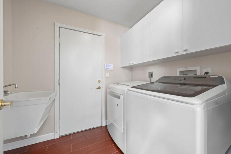 2554 SW Mayacoo Way, Palm City, FL 34990 Photo