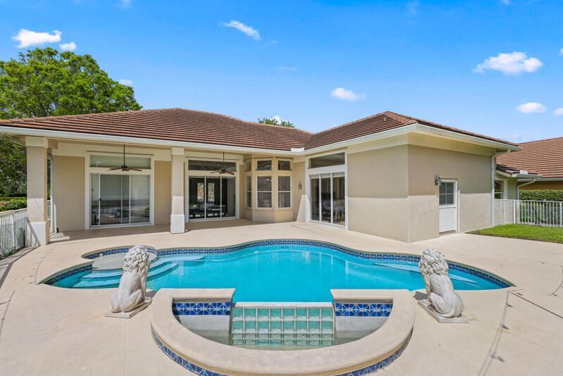 2554 SW Mayacoo Way, Palm City, FL 34990 Photo