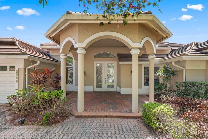 2554 SW Mayacoo Way, Palm City, FL 34990 Photo