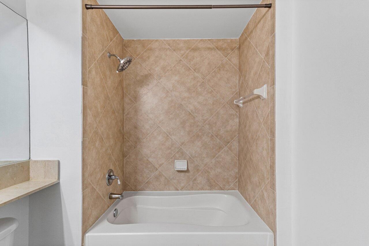 233 S Federal Highway, Unit 408, Boca Raton, FL 33432 Photo