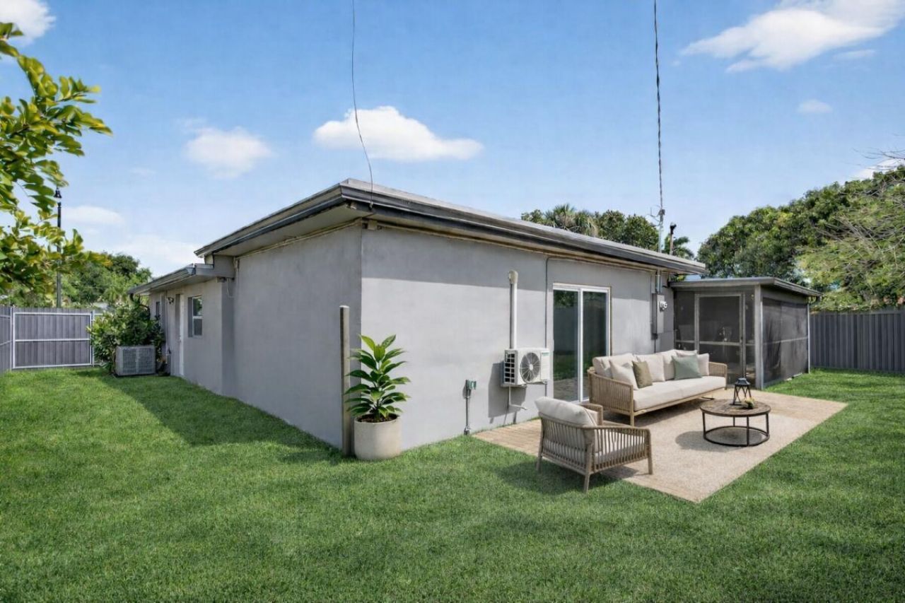 2865 NE 13th Avenue, Pompano Beach, FL 33064 Photo