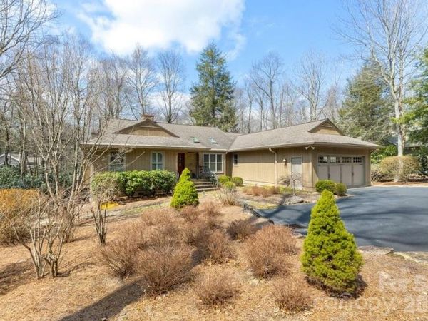 174 Garnet Rock Trail , Highlands, NC 28741