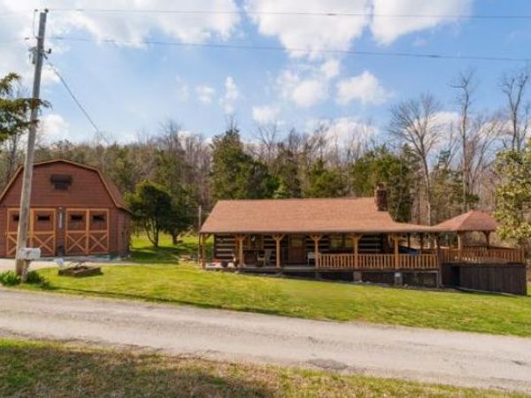 134 Ledford, Livingston, TN 38570