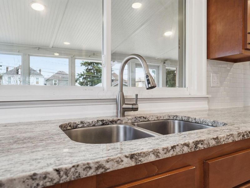 270 S Cypress Avenue , Columbus, OH 43223 Photo 14