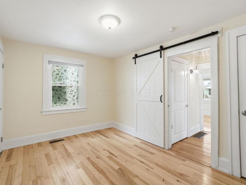 270 S Cypress Avenue , Columbus, OH 43223 Photo 18