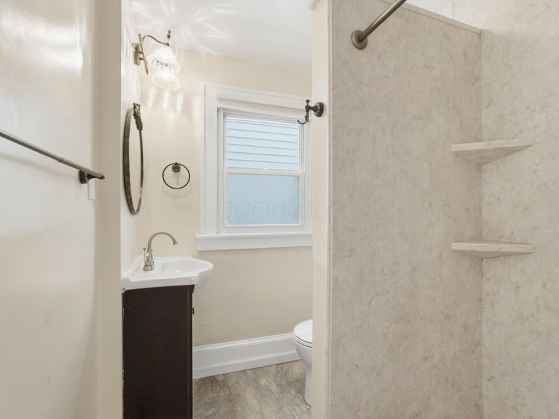 270 S Cypress Avenue , Columbus, OH 43223 Photo 19