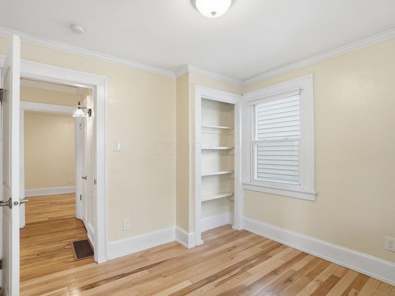 270 S Cypress Avenue , Columbus, OH 43223 Photo 23